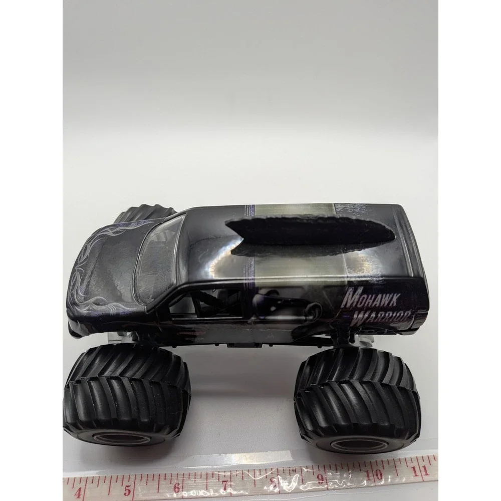 Monster Jam Mohawk Warrior Diecast Monster Truck Large 1:24 Purple Black Metal